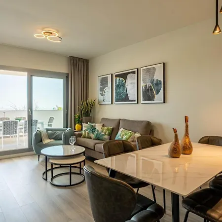 Modern 3-bedroom In Habitat Valle Lejlighed Estepona