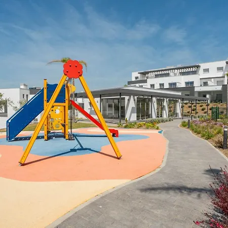 Modern 3-bedroom In Habitat Valle Estepona